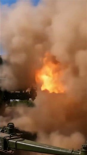 M777 Howitzer Blast in Super Slow-Mo #Artillery