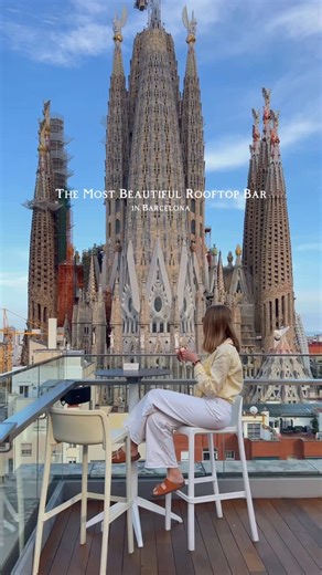 Victoria Chmel | Travel Content Creator on Instagram: "This rooftop bar in Barcelona has the most beautiful view❤️ Save this for your next trip 📍Bar-Terrassa Sercotel Rosselló #barcelonaspain #barcelone #rooftopbar #rooftopterrace #barcelonacity #beautifulview #sagradafamília #sagradafamiliabarcelona #barcelonacity Barcelona rooftop bar at sunset with a view, Stylish rooftop bar in Barcelona, things to do in Barcelona, hidden spots Barcelona @ no reposts , copyrighted content"