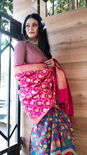 @virasat99 ... all about #kalamkari ... #thankmelater .. . In a #handpainted #skirt ... it’s very easy to spot an authentic Kalamkari hope their helps ! . . #stylist @lipstik_in_the_city . . . #anumishra #stylingwithanu #handcrafted #madeinindia | Lipstick_in_the_city