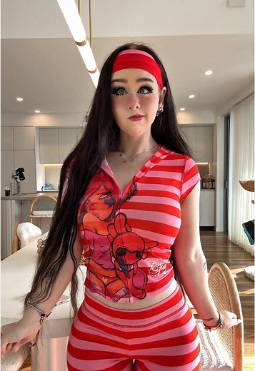 Explora el mundo de Lara Rose: fotos y videos