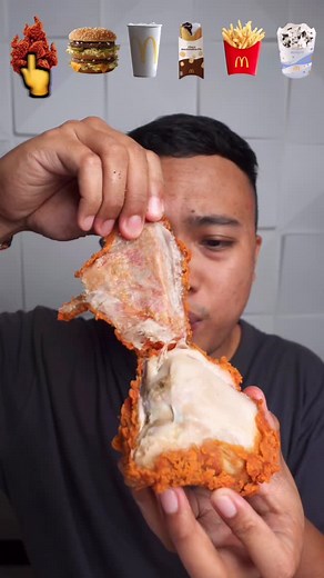 17NETWORK Entertainment on Instagram: "#mukbang #asrm #food #relax #viral #asrmfood #fyp #friedchicken #noodles #pizza"