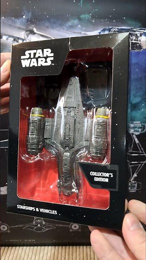Mandalorian Razor Crest Starfighter Exclusive Starships Collection