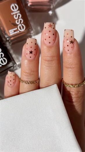 Kathy | UGC | Nail Content Creator 💜 | Super cute dots and stars nails using some of the beautiful shades from the Boho Rodeo Collection from @essie obsessed with how these... | Instagram