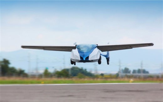 世界第一辆会飞的汽车，3分钟就变成飞机，开它上下班再也不怕堵