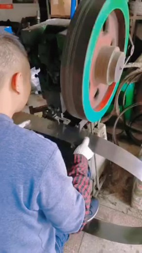 Mastering Industrial Machine Operation Techniques