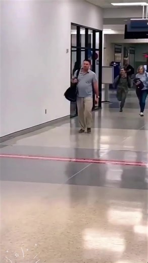 Soldiers coming home.family reunion #usaus #respect #reunion #soldier #familytime #surprise