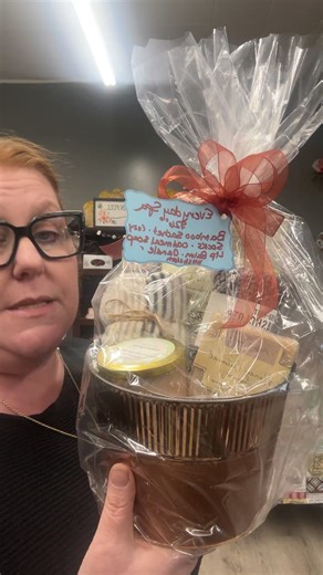 Come hang out with me at Bloom’s Flower Shop. I’m giving you a little walk through the store today and showing off what’s new for the holidays. If you see something you love, just comment SOLD and I’ll set it aside for you. Let’s spread some holiday cheer together. | Bloom’s Flower Shop and Gifts