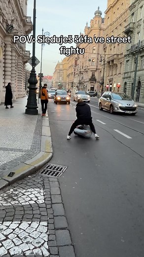 Video je samozřejmě natočeno s profesionálními herci v robloxu😉 | JabkoLevně