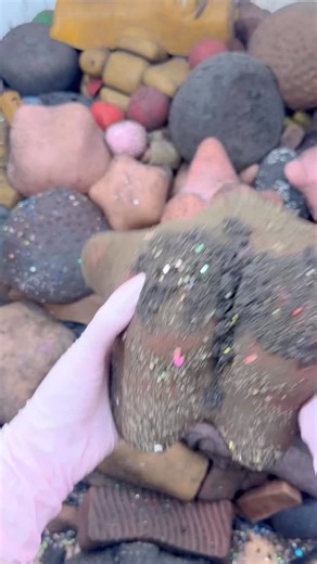 FUFU CANDY on Instagram: "CLEANING SQUISHY ASMR 💨💨Patric Star #asmr"