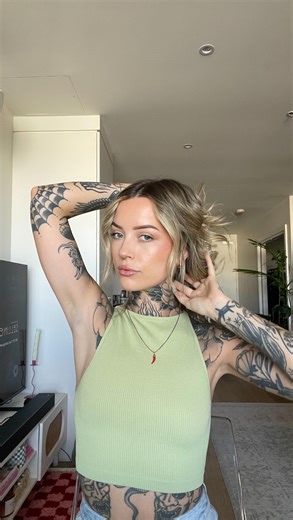 Brooke Fox | Oop maybe I dreamt that | Instagram