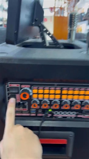 1.4K views |  “Cận Cảnh Chi Tiết Loa Kéo Màn Hình TB3388 – Bass 50 Khủng, Màn 22 Inch Siêu Nét” | manhtiengiasi.com | Facebook