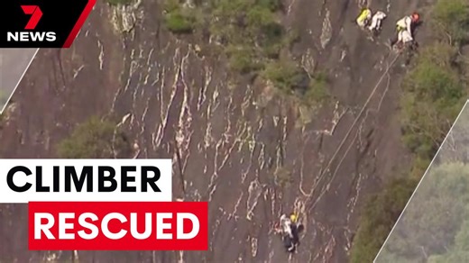 Man saved after clinging to the side of Mount Beerwah