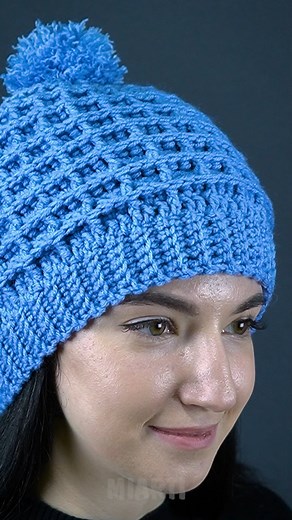 Faites-le facilement et rapidement - un bonnet au crochet avec les motifs "gaufrés" pour les débutants! | Miarti - Crochet et Tricot
