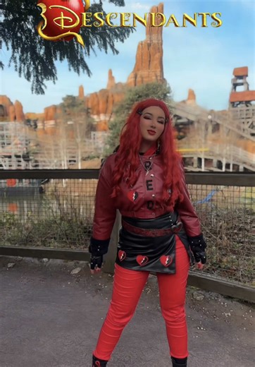 Exploring Rotten to the Core from Descendants 4