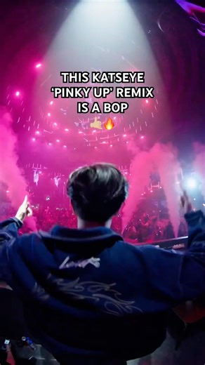 THIS KATSEYE ‘PINKY UP’ REMIX IS A BOP 🤙🏼🔥 #katseye #pinkyup #katseyepinkyup #coachella #ravetok