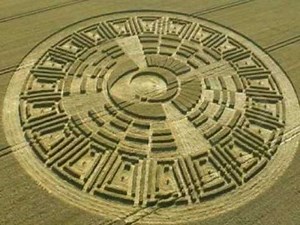 Hypnotic Circle by Dr. Arnd Stein