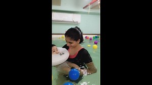 Build special bond water with your baby only at Baby's Castle. Mummy and her water baby enjoy our aqua session. Get in touch with us : 022-26613535 / 7045935034 #babyscastle #babyspa #babyspaindia | Baby's Castle