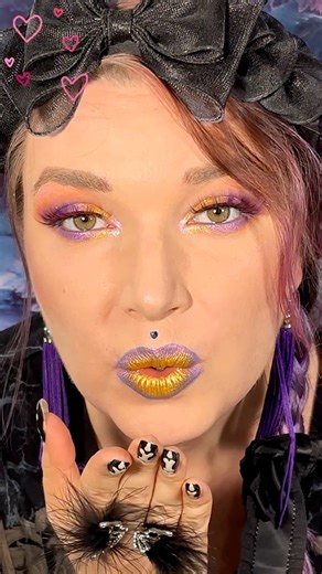 7.2K views · 35 reactions | Fun lip combo idea李✨ #lipcombo #lipcombotutorial #lipcombination #lipsmakeup #liplook #lipstick #lipstickmixing #purplelipstick #purplelips #lipart #funlip #boldlips #boldlipstick | Swatchhappens | Facebook