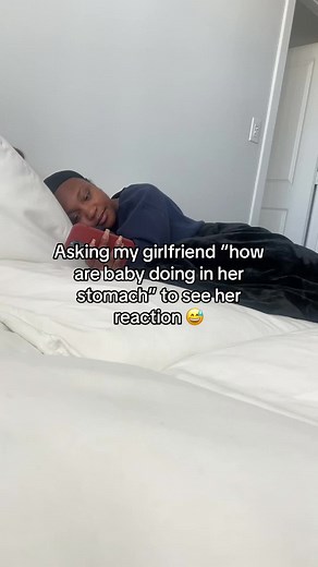 Confused Girlfriend Reaction to Pregnancy Prank 😂