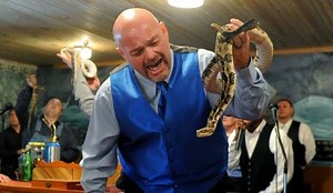 Pastor Coots used snakes first (Video) | The Citizen