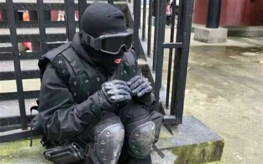 这不出去打野？