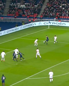 On this day in 2016, full-back Thomas Meunier scored a stunner against Lorient 🔥 Let’s take a look back at some of the finest goals scored by our defenders 👀 | PSG - Paris Saint-Germain