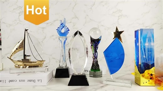 Souvenir Gift Custom Crystal Glass Trophy With Metal Star Glass Trophy Awards