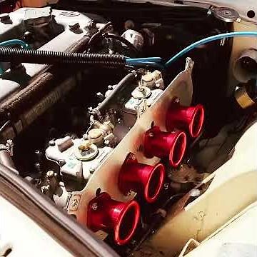 Revving Alfa Romeo Alfetta GTV 2000 Twin Weber 45 with Trumpets