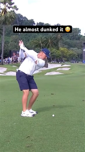 Bryson’s approach game is insane 🤯
