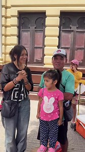 Padre luchador cuida a hija abandonada y recibe ayuda