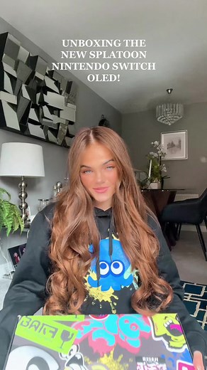 Unboxing the New Splatoon Nintendo Switch OLED