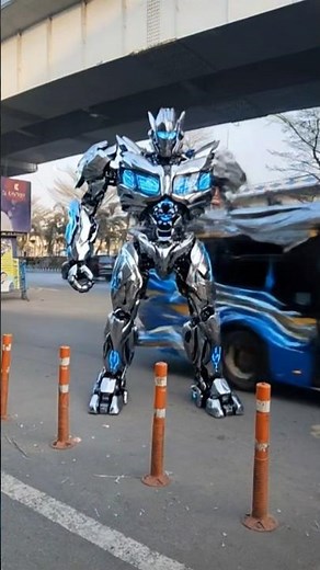 Bus 🚌 Convert to Robot 🤖 #magic #automobile #freefire #transformers #shorts #viral #jcb #cartoon