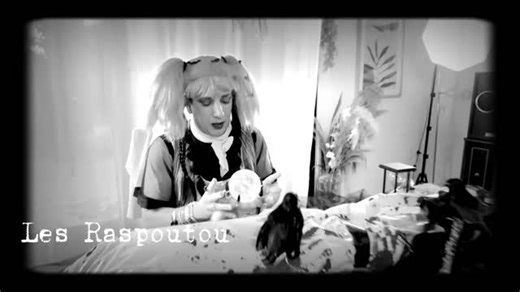  Halloween Chez Les Raspoutou  #halloween #funny #video | Les Raspoutou | Facebook
