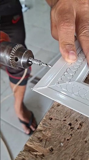 installing aluminum L-shaped brackets #shots #works #craftsman ##aluminium #glass #acp