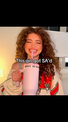 #viral #fypシ at Coachella. Someone smacked her butt so hard she got a red mark fir a week and slaped her butt without her permission @demitrakalogeras #sa