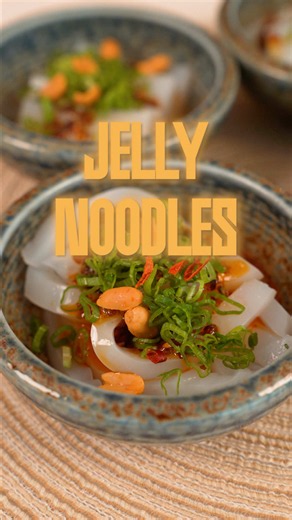 Sichuan Jelly Noodles (酸辣凉粉) — Authentic Spicy Recipe