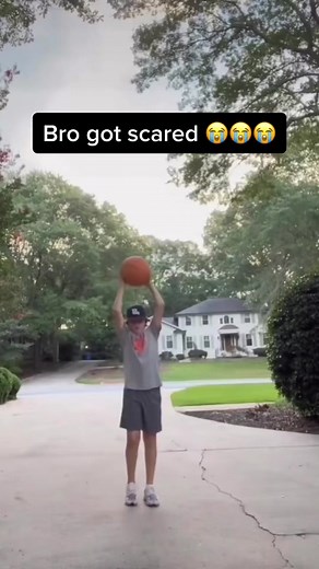 Bro was shook 😂🏀 (Via blakefades/Ig) #fyp #basketball #accident #jumpscare #funny #explodingball #hoops #hooper #basketball #highschoolbasketball #memories #viral