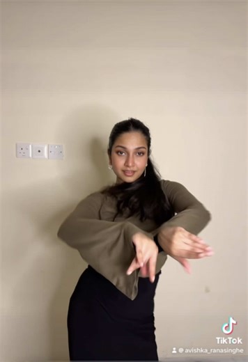 Discover the Charm of Georgian Dance with Chruli