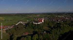 Kloster Andechs, Heiliger Berg, Gemeinde Andechs, Oberbayern. Beruehmte Wallfahrtskirche mit Klosterbrauerei und Benediktinertradition, Ausflugsziel im Fuenf-Seen-Land