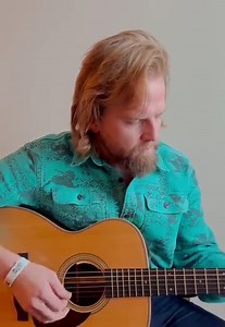 “Time To Move On” by Tom Petty Shout out to Ward Davis for giving me such an appreciation for how beautiful this song is. Enjoy! 📹 Samantha Godwin | Charles Wesley Godwin