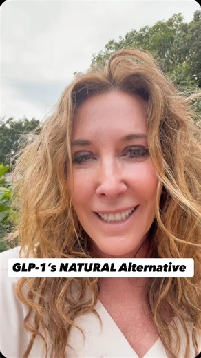 Dr. Christina Rahm on Instagram: "Metabolic health has always been something I enjoy researching, especially as conversations around GLP-1 medications grow. What stands out to me is how the body works with food and nutrients. Including non-injectable ingredients like white kidney bean extract used in formulations such as Crush. @therootbrands_ That focus ties into a few key areas I keep coming back to: • How the body naturally signals appetite and blood sugar. • Why maintaining muscle matters du