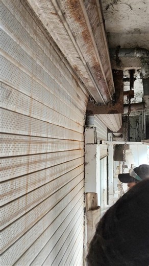 automatic rolling shutter