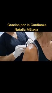 Diagnostico :Hombro Doloroso por Bursitis subdeltoidea. Tratamiento : antinflamatorios, hielo. En caso no mejorar, el siguiente paso es la infiltracion. Hoy es el día 13 de mi chequeo , estoy con cero dolor y bastante recuperada. No hay necesidad de infiltración , GRACIAS al Dr.Roger García de @sindolorospinaygarcia a comenzar …..wuuuu!!! 🏋🏽 💪🏼 | Natalia Málaga