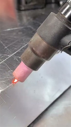 Cold welding machines can weld aluminum alloys without causing the weld to turn black.