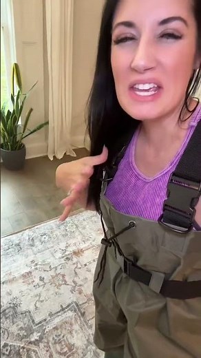 Stay dry and comfortable on every cast with these durable fishing waders 🎣 Perfect for rivers,