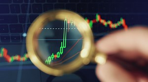 Graphic of cryptocurrency in action  - Free Stock Video