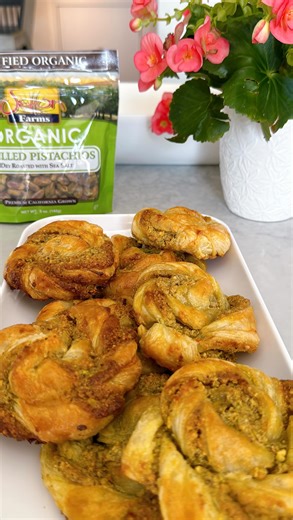 Setton Farms on Instagram: "Pistachio Phyllo Dough Dippers with Setton Farms Organic Dry Roasted with Seal Salt Pistachio Kernels 💫 Warm, flaky, and oh-so-delicious, these dippers make the perfect sweet treat 😉 Get the recipe below 💚 #PoweredByPistachios⁣ 📸 @sararsiskind Recipe: 2 sheets of puff pastry ¾ cups Setton Farms Organic Dry Roasted with Sea Salt Pistachio Kernels ¼ cup sugar ¼ tsp ground cinnamon 1 stick or ½ cup butter, extra soft but not melted 2 tbsp honey 1 large egg for egg wa