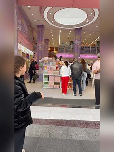 Day 2 in Paris! We went sight seeing to some of the most popular spots. We have had so much fun! #deaf #asl #signlanguage #family #paris #france #lsf | Deaf Garcia Family