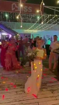 4 great songs you need to check for the bouquet toss ! 💐💍 save and follow for more tips