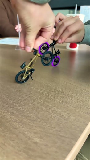 Finger bmx bikes are 🔥